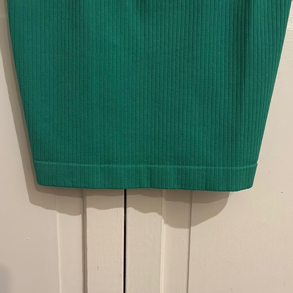 Green Ribbed Women's Top - Picture 4 of 7